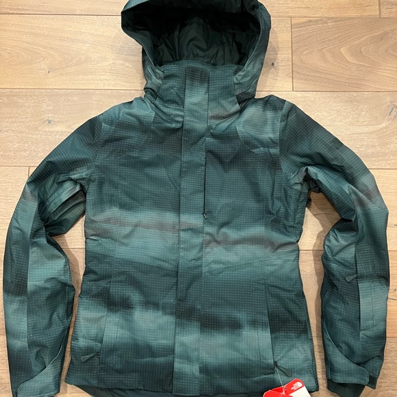 The North Face Women’s Small Jacket *New with Tags* - Picture 2 of 9